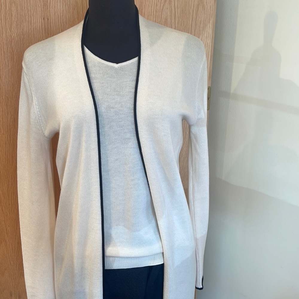 Worth cream light weight wool long cardigan. Hardly worn size s has matching